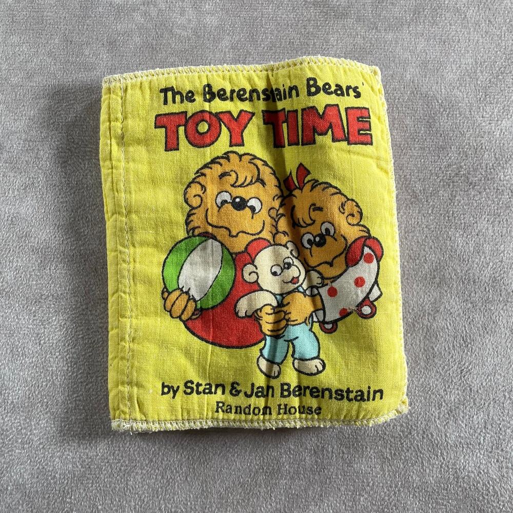 Vintage 1985 Berenstain Bears Toy Time Cloth Soft Baby Book House Yellow 80s